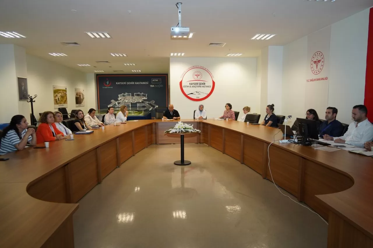 Kayseri Şehir Hastanesi'nde İş Sağlığı ve Güvenliği Kurul Toplantısı Yapıldı