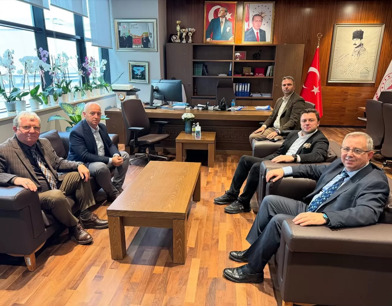 Tekirdağ İsmail Fehmi Cumalıoğlu Şehir Hastanesi'ne Sektör Temsilcilerinden Hayırlı Olsun Ziyareti